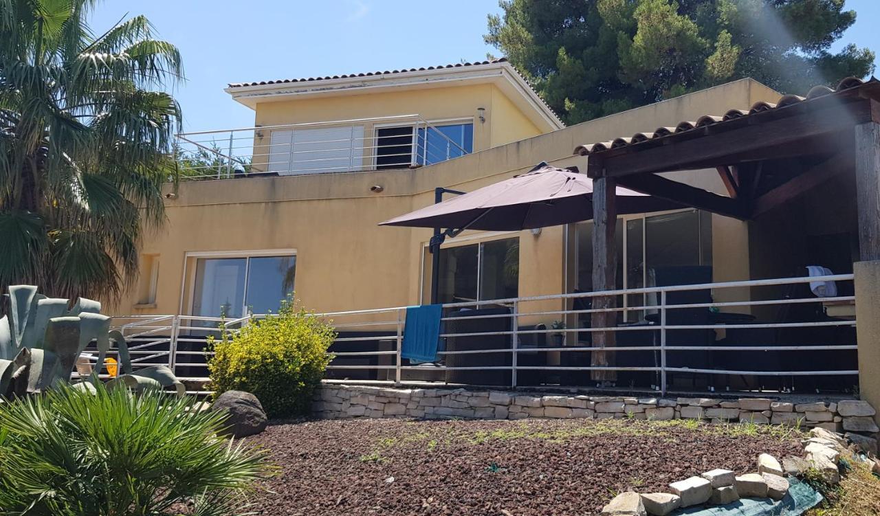 Beautiful Villa With A Stunning View Roujan エクステリア 写真
